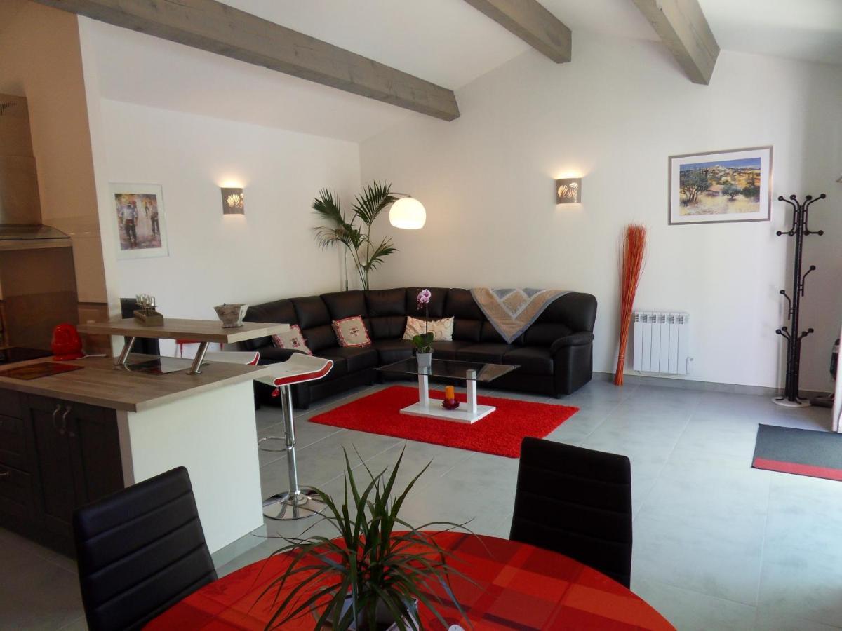 Les Hauts D'Eyragues Gite Reverie Meuble Classe 4 Etoiles Exterior foto