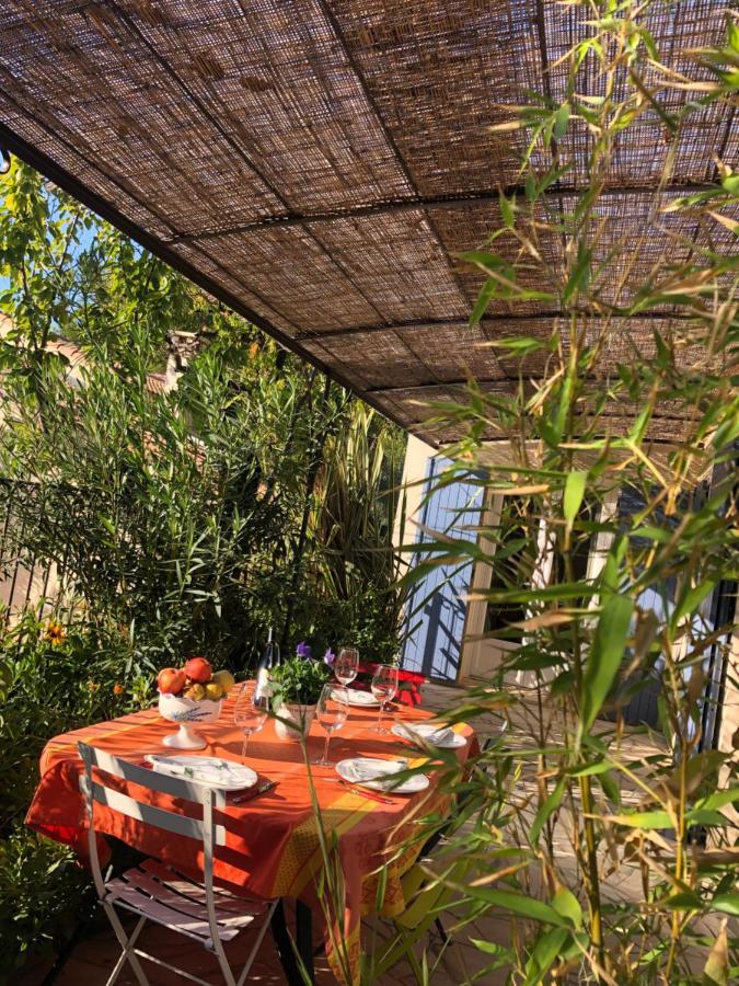 Les Hauts D'Eyragues Gite Reverie Meuble Classe 4 Etoiles Exterior foto
